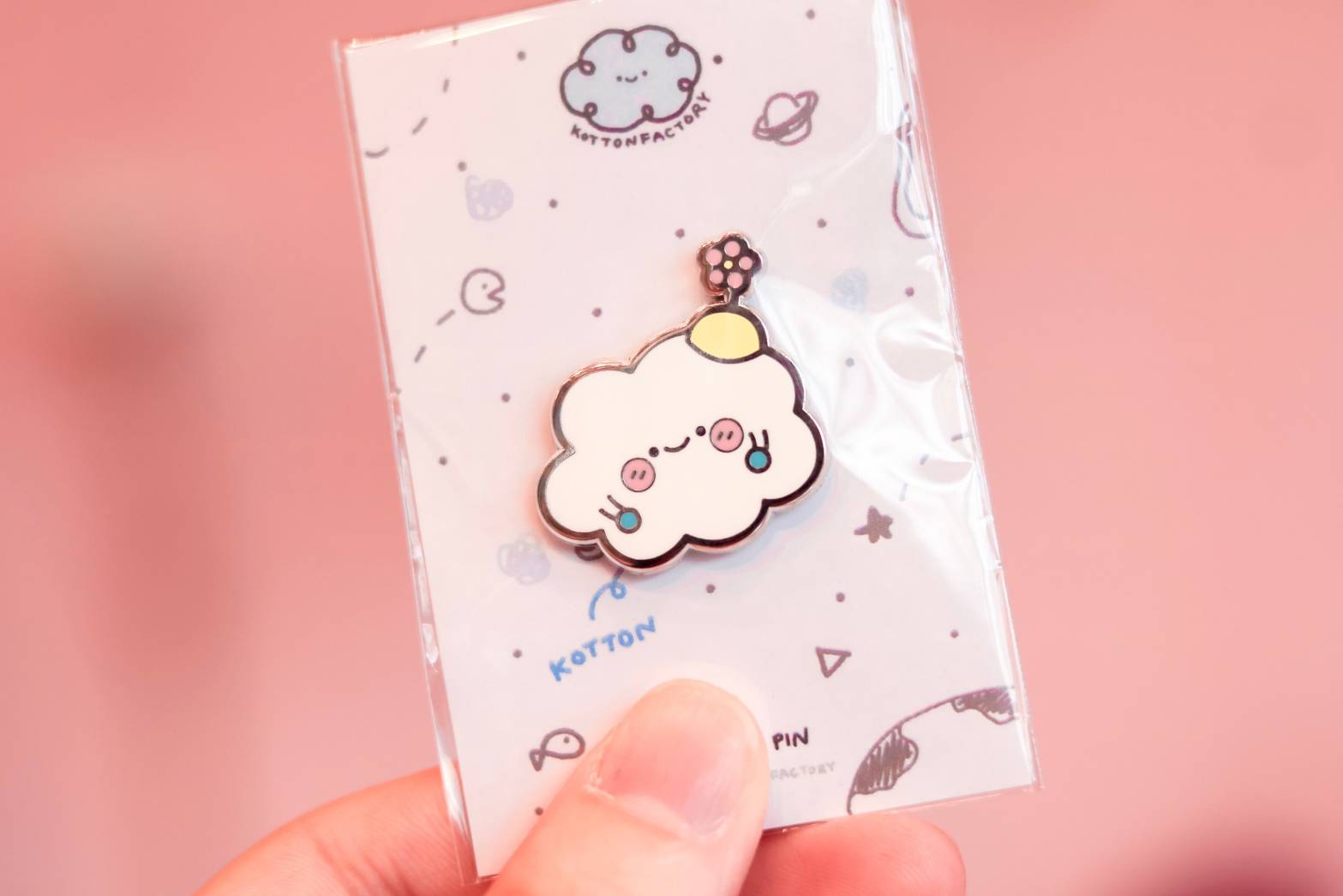 Enamel Pin : Kotton